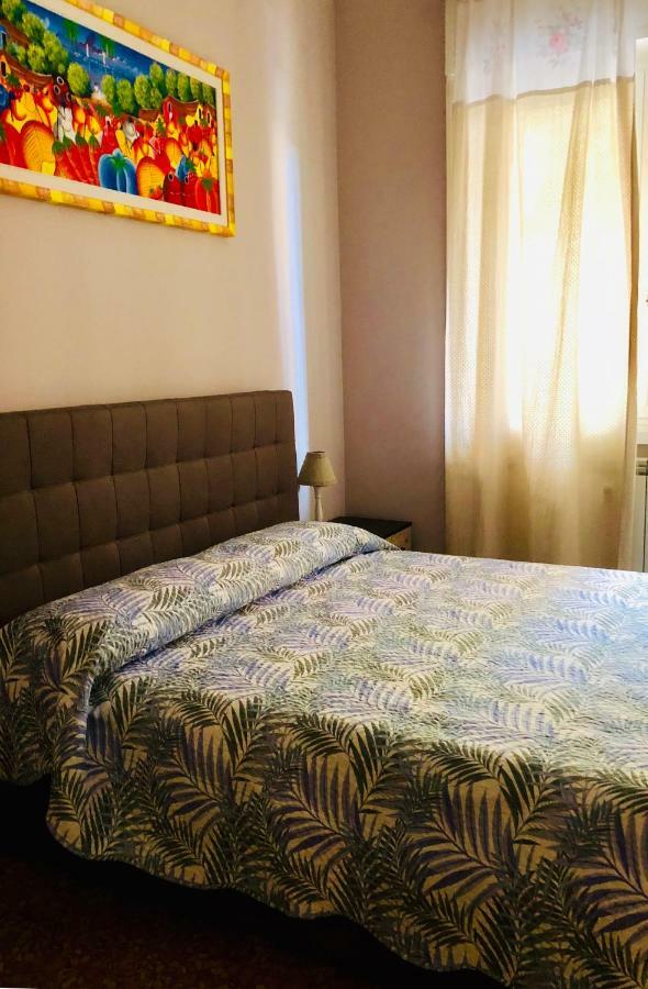 La Casa Di Claudia Apartment Genoa Luaran gambar