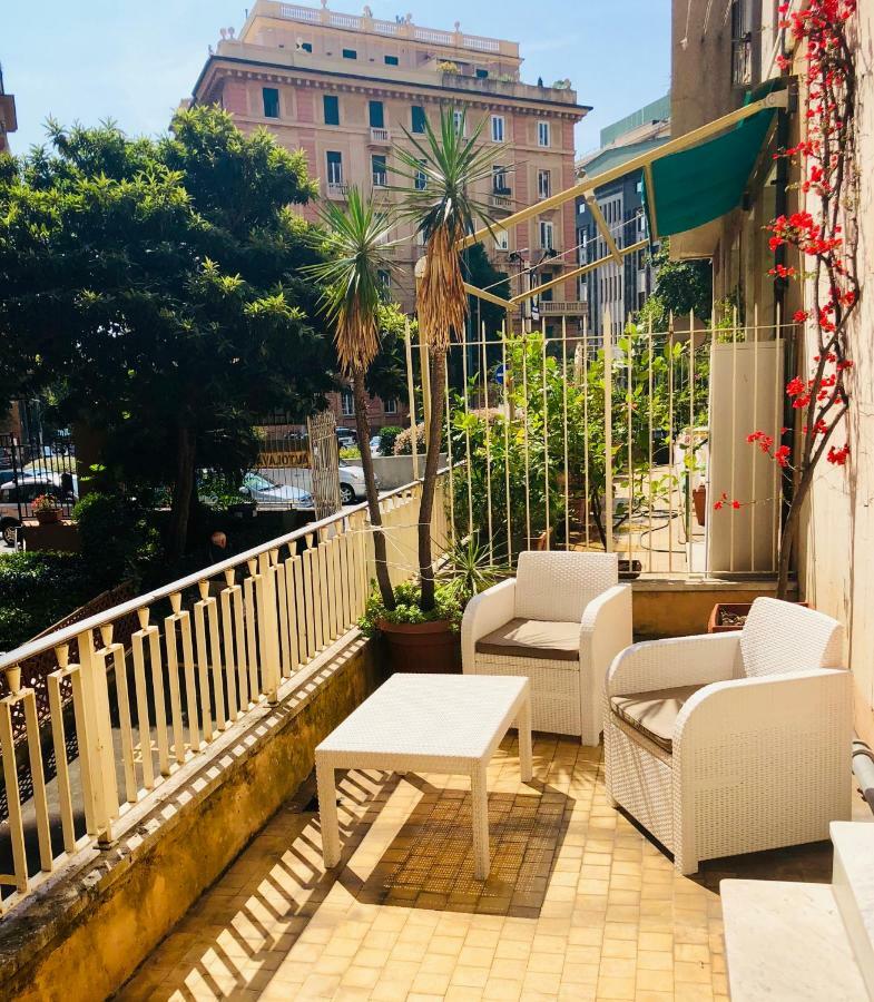 La Casa Di Claudia Apartment Genoa Luaran gambar